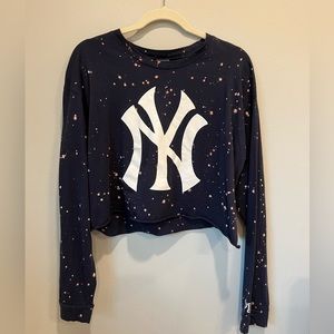 PINK New York Yankees Crop Top Sz M